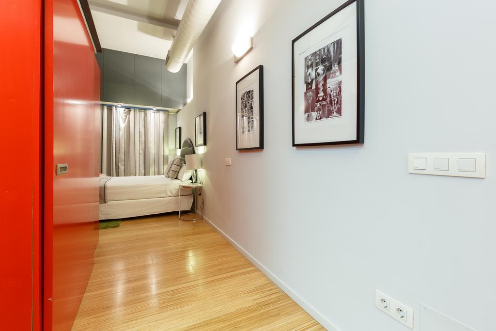 Alcam Futbol Apartment Barcelona Luaran gambar