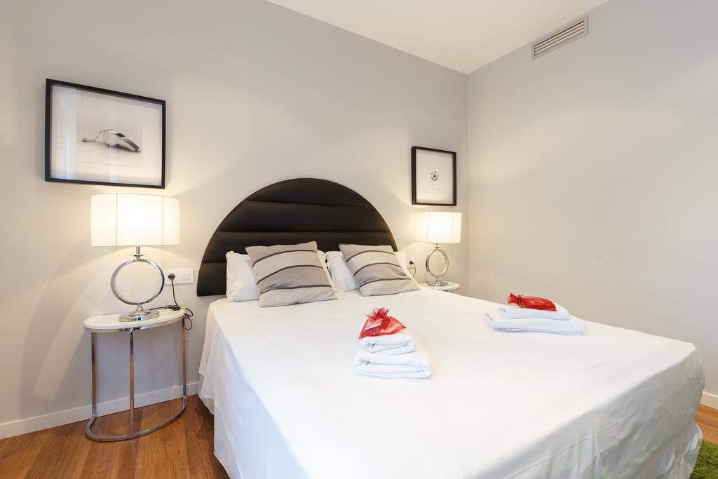 Alcam Futbol Apartment Barcelona Luaran gambar