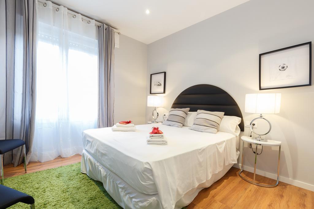Alcam Futbol Apartment Barcelona Luaran gambar