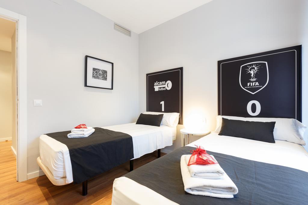 Alcam Futbol Apartment Barcelona Luaran gambar